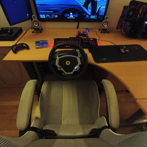 Thrustmaster Ferrari F430 Force Feedback racing wheel like new with Gran Turismo 6