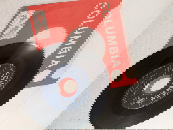 Columbia 45 στροφές