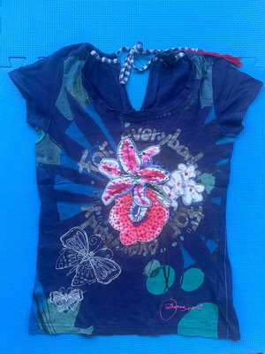 Desigual Vintage Y2K Boho Floral Sequined T-shirt Size XS like new