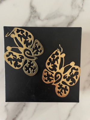 Silver gold-plated earrings used