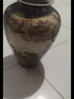 Satsuma vase used