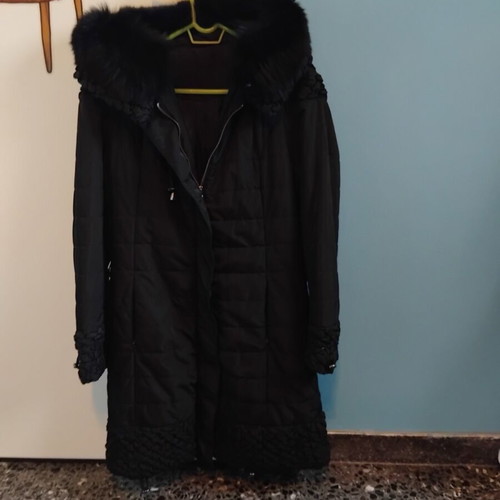 Jacket coat new medium with fur collar black