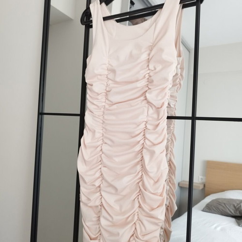 Fitted dress new, size M 38 10