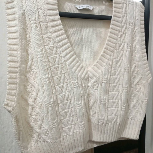 Crop knitted vest Calliope size S like new, beige