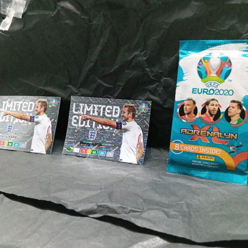 Euro 2020 cards like new, 2 limited edition and sealed pack
