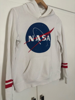 H&M hoodie size 12-14 years like new