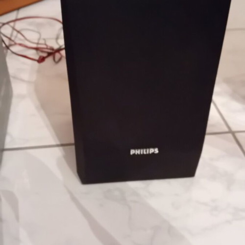 Philips MCM204 Micro Hi-Fi system like new with USB, CD, cassette, radio