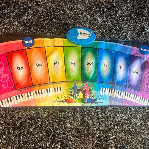 Rainbow Piano musical mat like new 35x80 cm with Piano and Memory functions