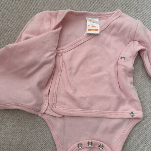 Pusblu Baby Bodysuit Like New