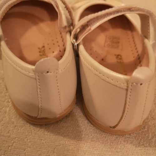 Energiers white ballerina shoes size 29 with velcro