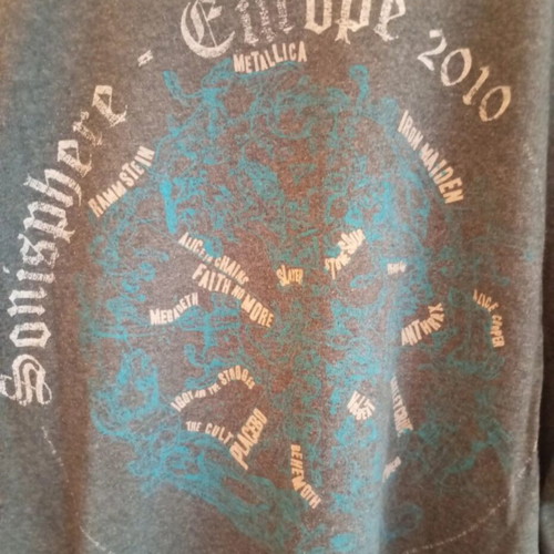 Sonisphere Europe T-shirt 2010 used, size XL with small white marks