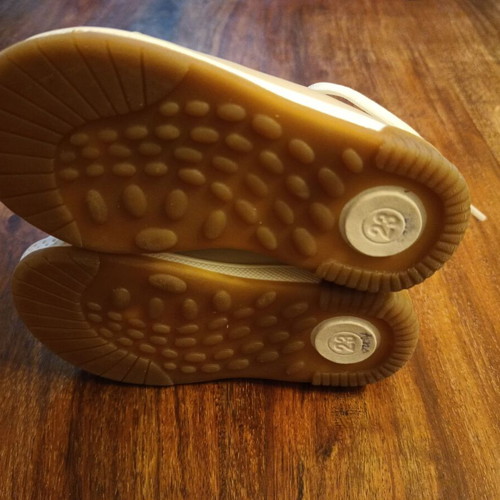 Gorgino anatomic baptismal kids shoes size 23 like new, unisex