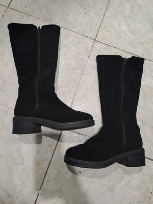 Boheme women's leather boots like new, size 38, black
