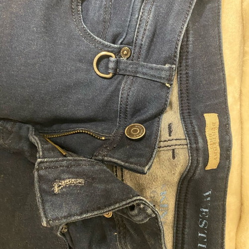 Burberry jeans size small like new