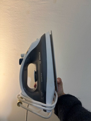 Bosch iron used in good condition