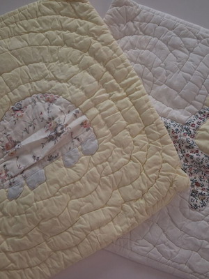 Zara Home patchwork μαξιλάρια για παιδικό δωμάτιο, κίτρινο χελωνάκι και λευκό λιονταράκι