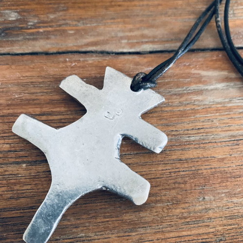 Vintage necklace new, leather and metal