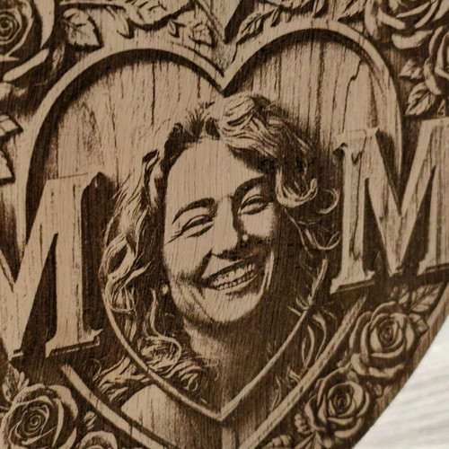 Personalized wooden MOM decoration with laser engraving new
