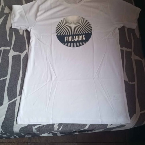 Vodka Finlandia T-shirt new, size M for girls