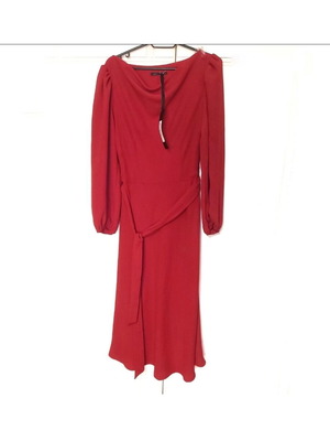 Red Desiree dress new, size Small