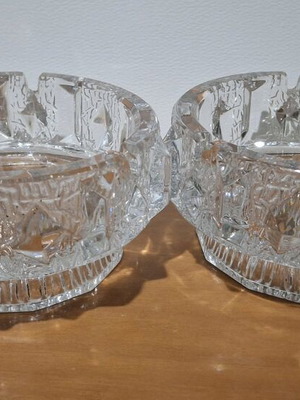 Crystal ashtrays like new, set of 2 vintage