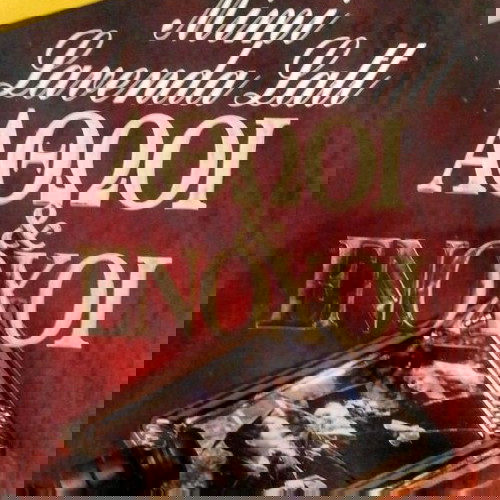 Αθώοι & Ένοχοι Mimi Lavenda Latt Βιβλίο Τσέπης Bell σαν καινούργιο