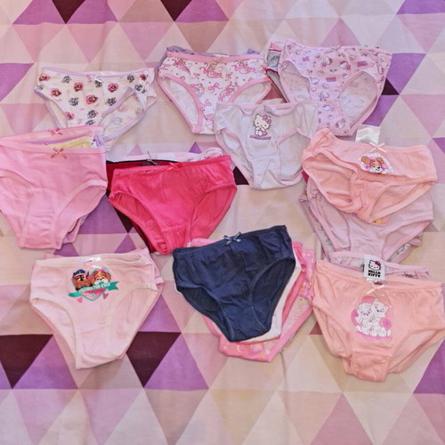 Sinsay pack of 37 panties new, size 3 years, multicolor