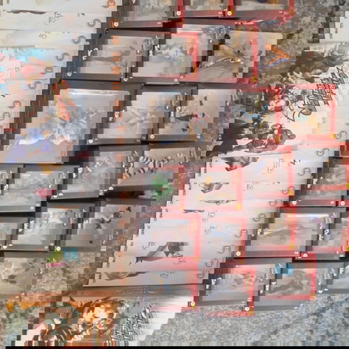 Street Fighter collection with 22 sealed figures and magazines, new