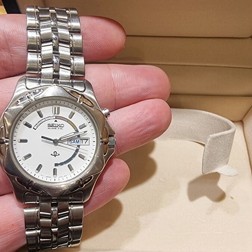 Seiko Kinetic watch new old stock