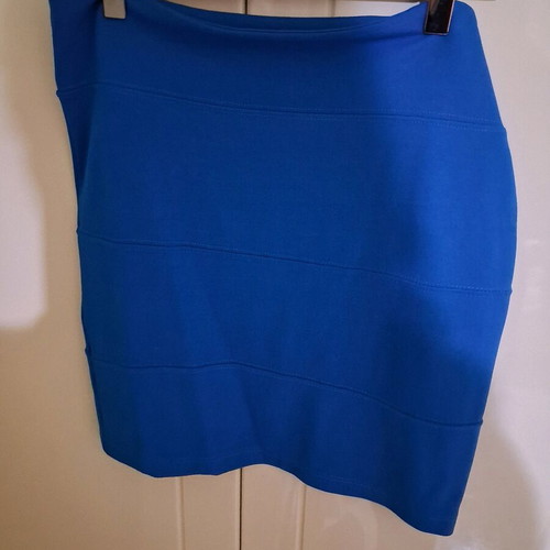 Skirt mini blue size L like new