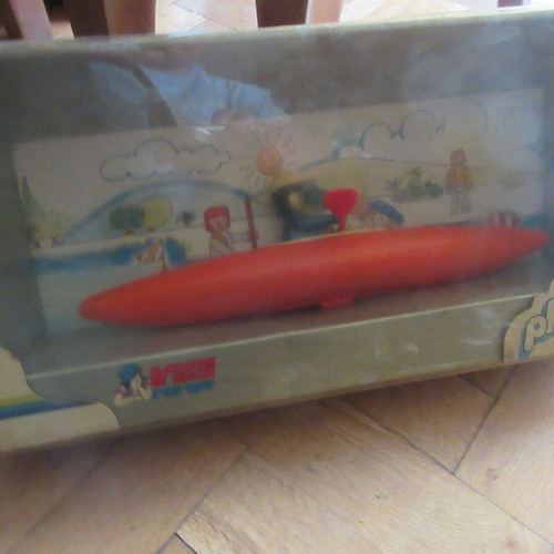 Kibi Play Boys Battery-Powered Kayaker New 80s with Original Box