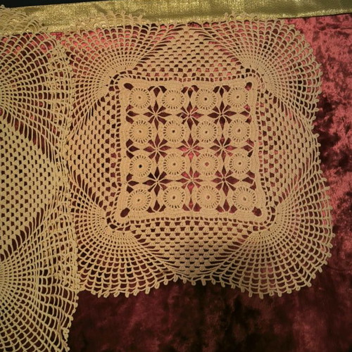 Handmade embroidery set, large 49x49 and small 38x38