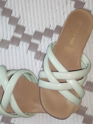 Mint sandals size 37