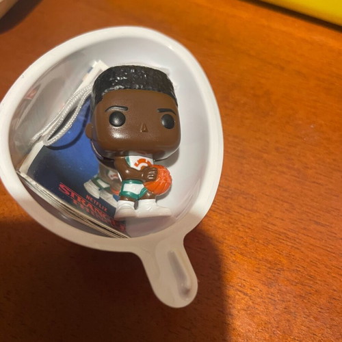 Kinder Joy Stranger Things new