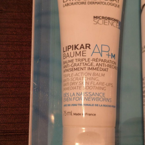 La Roche-Posay Fight With Care skincare set, 3 pieces