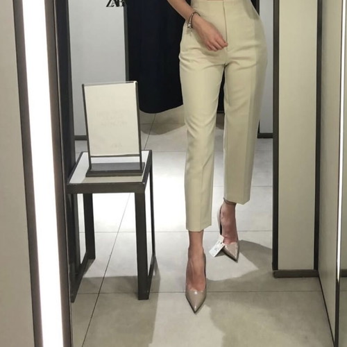 Zara pants like new, size XS, beige