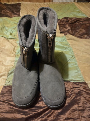 Ugg men's shoes new size 45 black and grey