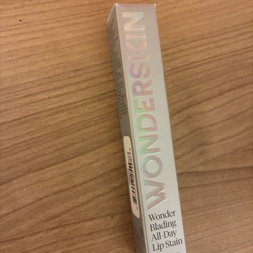 Wonderskin Wonder Blading All-Day Lip Stain new, shade Playful