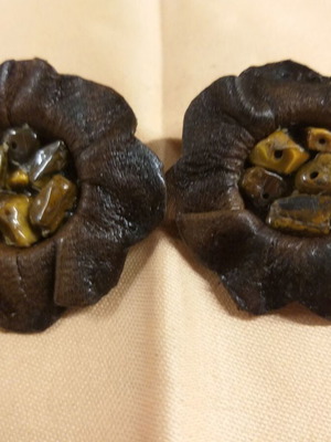 Earrings handmade with leather and tiger's eye quartz like new, brown and gold