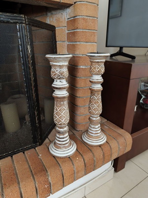 Vintage carved wooden candlesticks set of 2 like new