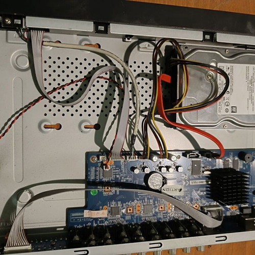 TD-2716TE-C recorder used, 16 video channels, locked