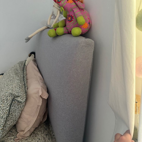 Single bed new with mattress 200x105