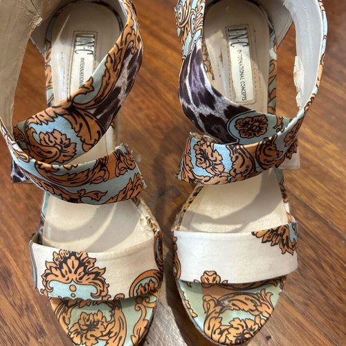 INC International Concept women's sandals like new, size 36