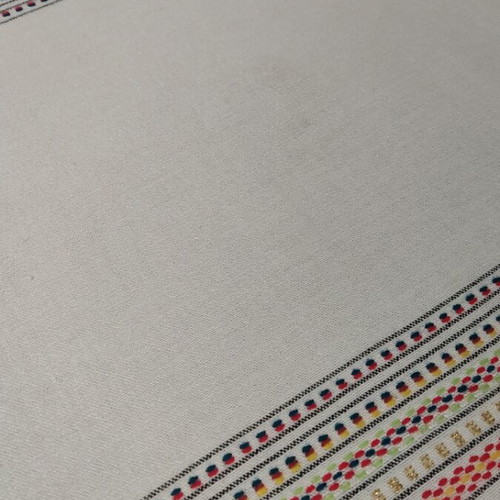 Cotton table runner with vintage embroidery like new, traditional