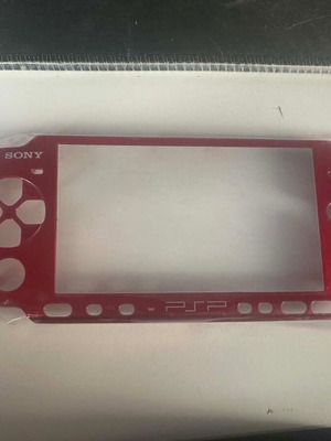 PSP 2000 Червена външна пластмаса нова с бутони и стикери