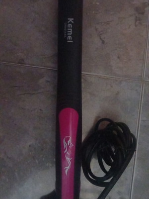 Kemei KM-328 Hair Straightener 25W like new