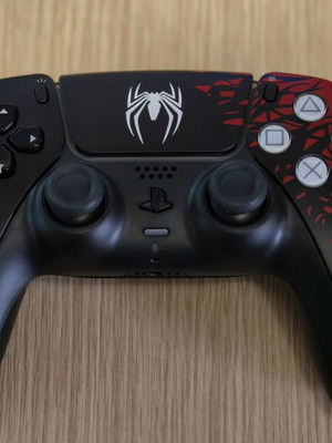 Sony DualSense ασύρματο χειριστήριο Marvel’s Spider-Man 2 Edition με TMR joysticks