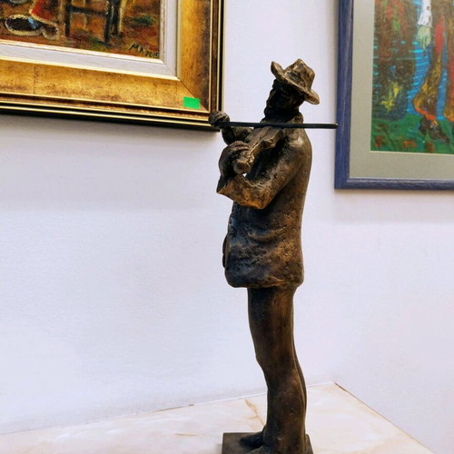 Violinist sculpture new by Nikola Lichkov