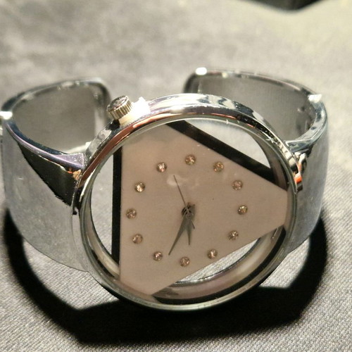 Women's watch used, stainless steel, without battery