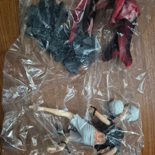 Kaneki Ken figure new, Tokyo Ghoul anime with 2 heads